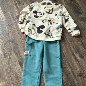 Mickey & Friends 3T Sweatshirt and Pants